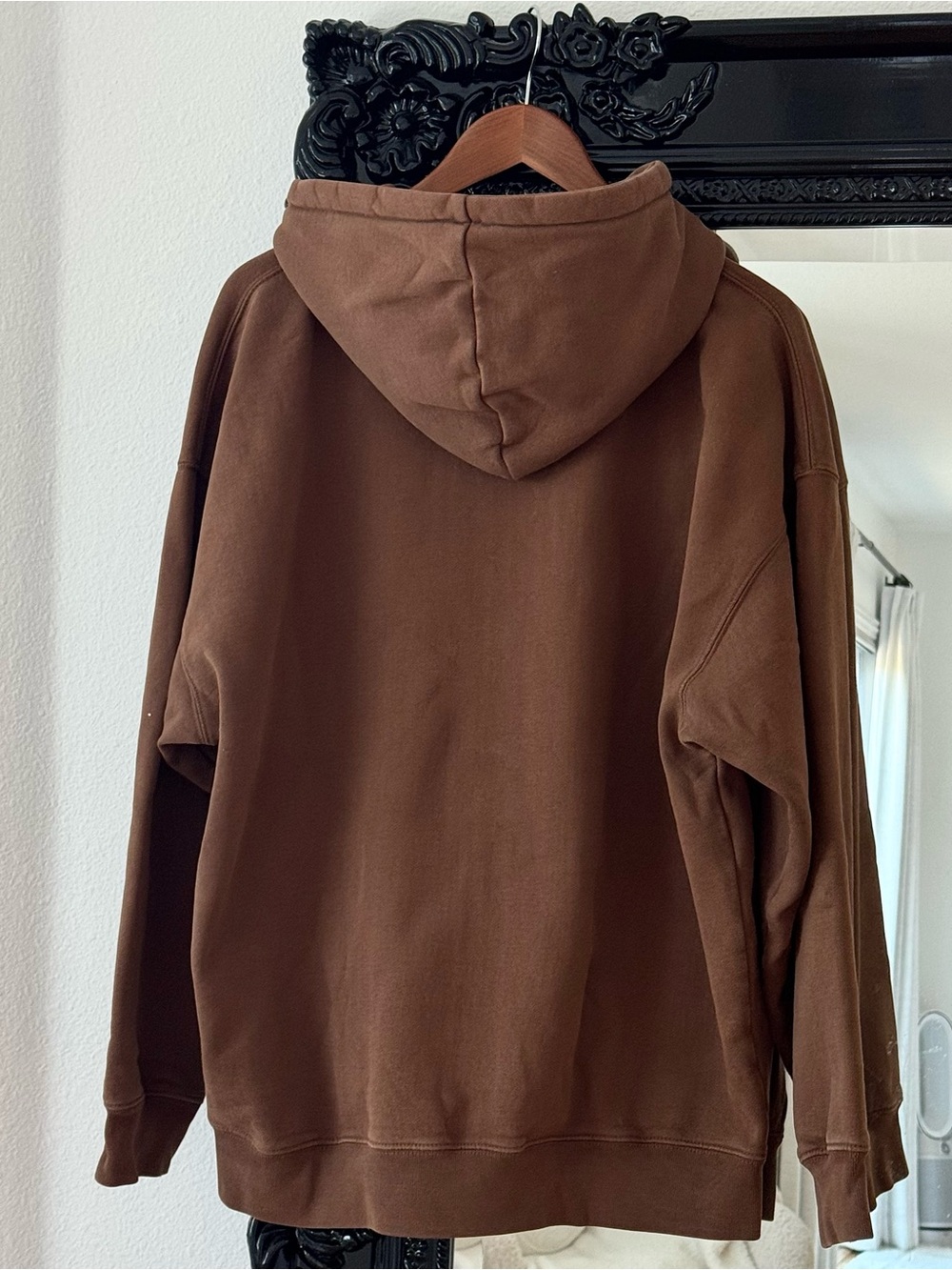 Brandy Melville | Women’s Brown Christy Oversized Full-Zip Hooded Sweatshirt - Picture 4 of 8